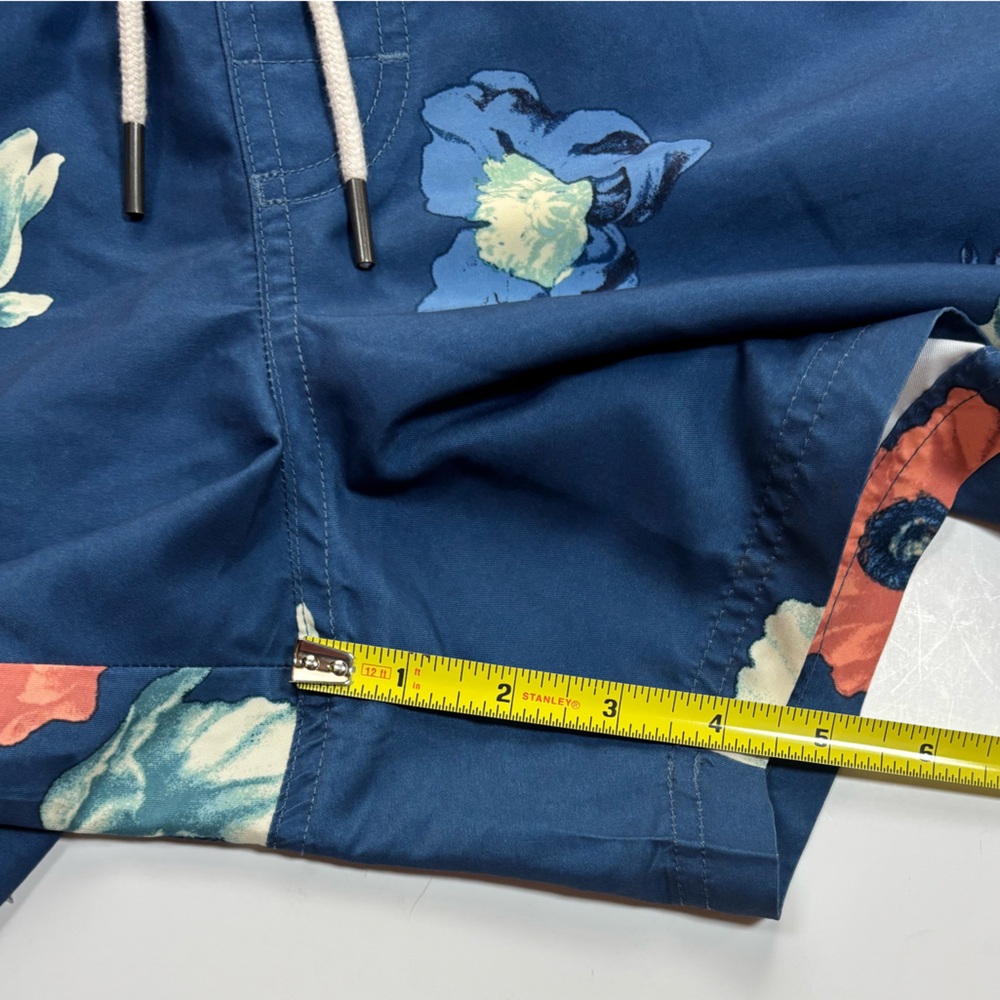 American Eagle 4.5” Blue Floral Swim Trunks Shorts Size L - Picture 8 of 12